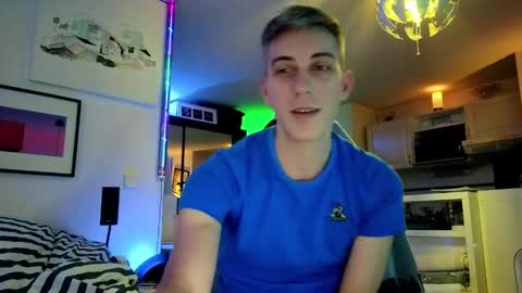 Hugo online show from January 14, 9:30 pm