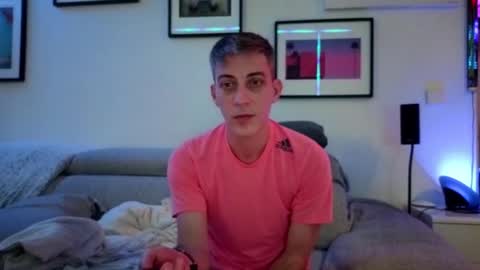 Hugo online show from January 19, 8:19 pm