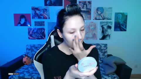 Snapshot of hugomin chatting on February 18, 3:46 am HugoMin online show from February 18, 3:46 am