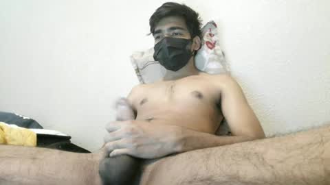 Snapshot of hulkyking1812000 chatting on June 1, 5:58 pm hulkyking1812000 online show from June 1, 5:58 pm