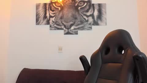 Eli online show from March 13, 2:07 am