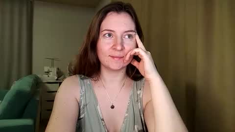 HumpyGrey online show from February 17, 7:09 pm