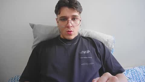 Snapshot of hun_damer chatting on October 5, 7:45 pm hun_damer online show from October 5, 7:45 pm