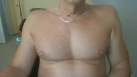 Snapshot of hundeleine chatting on July 2, 1:50 pm hundeleine online show from July 2, 1:50 pm