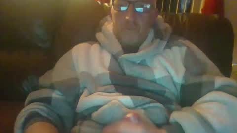 hung69foryou online show from February 10, 11:34 pm