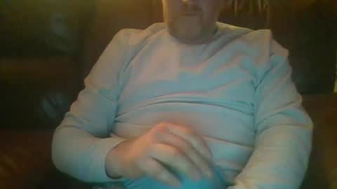 hung69foryou online show from February 15, 11:58 pm