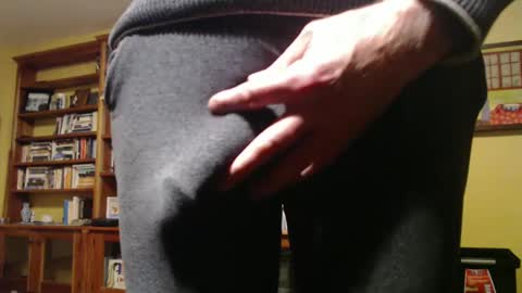 Snapshot of hung_hot_fit10 chatting on September 10, 4:34 am Big uncut cock dripping online show from September 10, 4:34 am