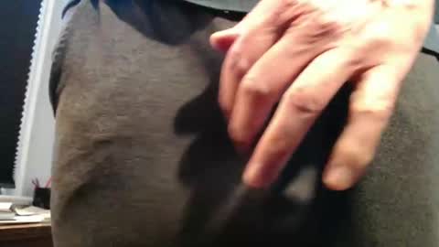 Snapshot of hung_hot_fit10 chatting on October 27, 1:04 pm Big uncut cock dripping online show from October 27, 1:04 pm