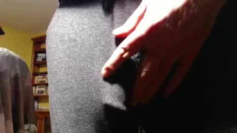 Snapshot of hung_hot_fit10 chatting on December 18, 2:28 am Big uncut cock dripping online show from December 18, 2:28 am