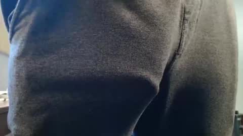 Snapshot of hung_hot_fit10 chatting on May 18, 1:17 pm Big uncut cock dripping online show from May 18, 1:17 pm
