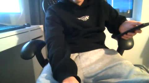 Snapshot of hungandhorny100 chatting on November 10, 4:39 pm Hungandhorny100 online show from November 10, 4:39 pm