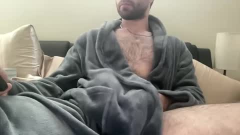 Snapshot of hunginscv chatting on December 7, 10:06 pm hunginsocal online show from December 7, 10:06 pm