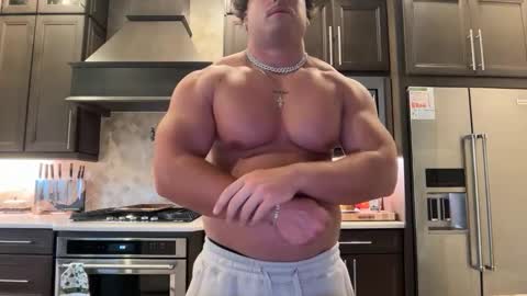 hungkingg22 online show from May 10, 4:34 pm