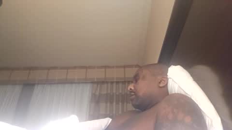 Snapshot of hungluv1 chatting on November 11, 4:45 am hungluv1 online show from November 11, 4:45 am