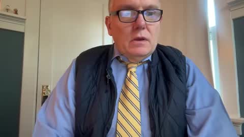 Snapshot of hungron9 chatting on November 5, 1:22 pm AARON online show from November 5, 1:22 pm