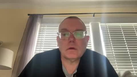 Snapshot of hungron9 chatting on March 7, 3:42 pm AARON online show from March 7, 3:42 pm