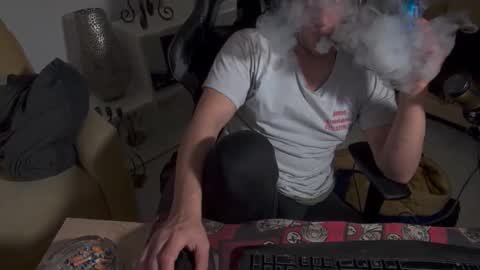 Snapshot of hungryboyyb chatting on March 22, 10:35 pm LittleDevilXo1999 online show from March 22, 10:35 pm