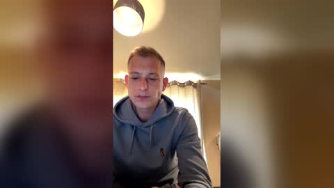 Snapshot of hungteasex chatting on April 13, 4:45 pm HungTeaseX online show from April 13, 4:45 pm