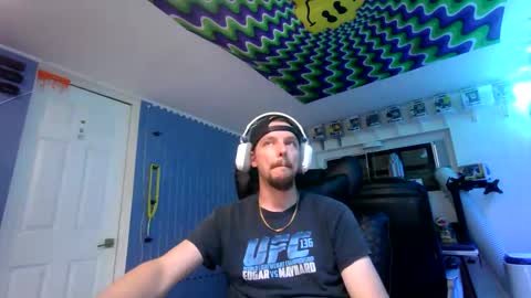 hungtxcock92 online show from March 25, 1:33 am