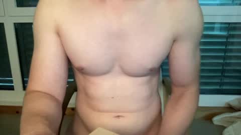 hungwank95 online show from June 8, 7:03 pm