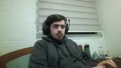 Snapshot of hungweeb chatting on June 25, 4:45 am Rod online show from June 25, 4:45 am