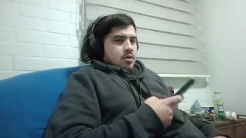 Snapshot of hungweeb chatting on July 16, 1:55 am Rod online show from July 16, 1:55 am