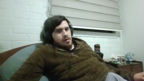 Snapshot of hungweeb chatting on July 29, 2:10 am Rod online show from July 29, 2:10 am