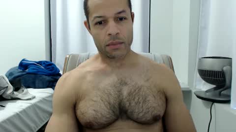 Snapshot of hungxpert chatting on February 10, 7:49 pm hungxpert online show from February 10, 7:49 pm