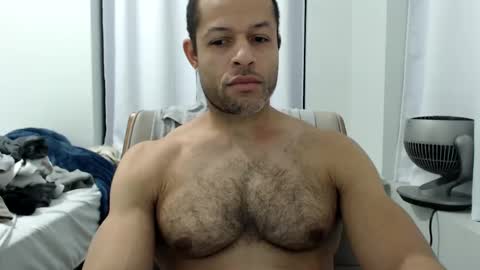 Snapshot of hungxpert chatting on February 13, 10:54 pm hungxpert online show from February 13, 10:54 pm