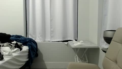 Snapshot of hungxpert chatting on February 20, 6:39 am hungxpert online show from February 20, 6:39 am