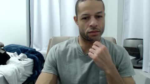 Snapshot of hungxpert chatting on March 6, 11:31 pm hungxpert online show from March 6, 11:31 pm