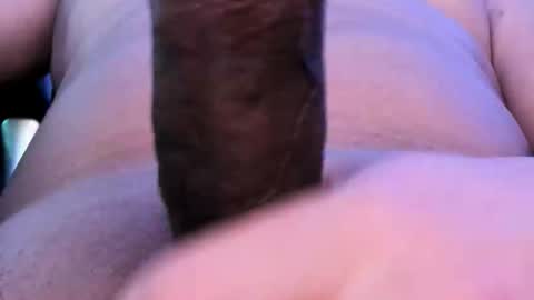 Snapshot of hungyunglatino1 chatting on December 21, 7:37 am HispanicHungAffairDream online show from December 21, 7:37 am