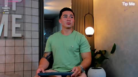 Snapshot of hunk_ryan chatting on January 20, 1:18 am hunk_ryan online show from January 20, 1:18 am