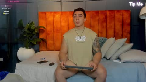 Snapshot of hunk_ryan chatting on January 25, 8:21 am hunk_ryan online show from January 25, 8:21 am