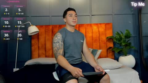 Snapshot of hunk_ryan chatting on February 5, 3:20 pm hunk_ryan online show from February 5, 3:20 pm