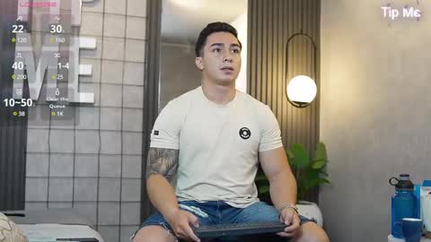 Snapshot of hunk_ryan chatting on February 27, 12:23 pm hunk_ryan online show from February 27, 12:23 pm