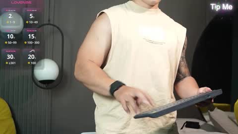 Snapshot of hunk_ryan chatting on September 28, 7:52 pm hunk_ryan online show from September 28, 7:52 pm