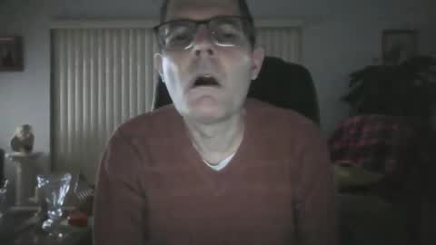Snapshot of hunkmasclefad458 chatting on June 1, 3:52 am hunkmasclefad458 online show from June 1, 3:52 am