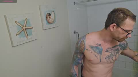 Wh8teboi online show from March 2, 2:03 am