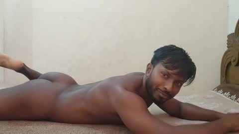 Snapshot of hunky_ariyaan chatting on April 1, 7:31 am Hunky Ariyaan online show from April 1, 7:31 am