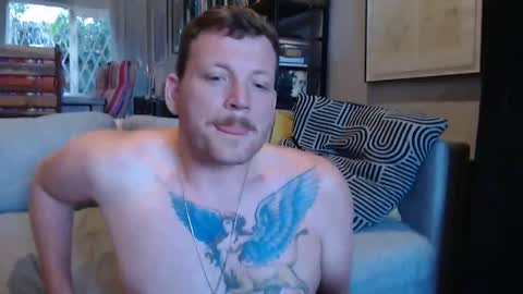 Snapshot of hunky_arthur chatting on December 28, 4:30 pm Hunky Arthur online show from December 28, 4:30 pm