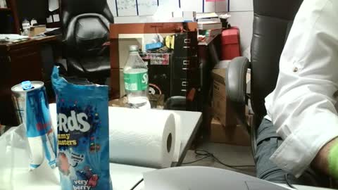 hunkydorie online show from December 17, 11:44 pm