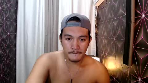 hunkylloyd online show from January 31, 11:03 am