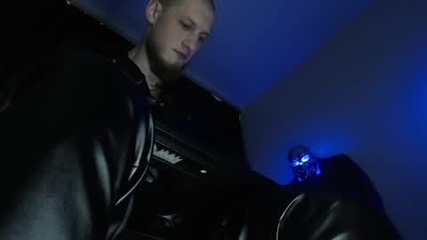 Snapshot of hunkytime chatting on May 27, 2:58 pm I AM NOT A DIRECTOR I AM THE BOSS KINGDADDYSIRSTR8ALPHAMASTER online show from May 27, 2:58 pm