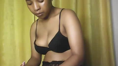 hunsweetpie online show from September 11, 3:28 am