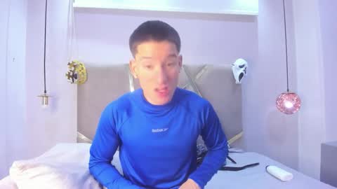 hunterheat_ online show from October 16, 12:06 pm