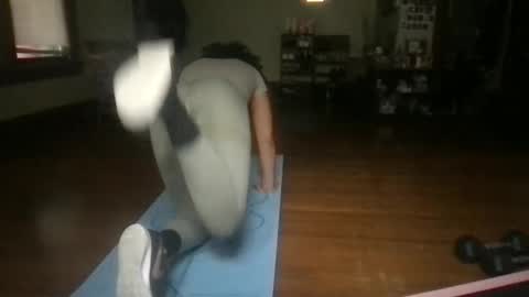 Snapshot of hunyybunz chatting on January 8, 5:48 pm Goddess Hunyy online show from January 8, 5:48 pm