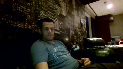 Snapshot of hurley7890 chatting on June 2, 1:29 am hurley7890 online show from June 2, 1:29 am