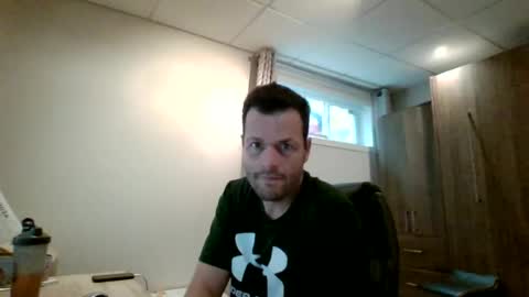Snapshot of hurley7890 chatting on June 18, 1:26 pm hurley7890 online show from June 18, 1:26 pm