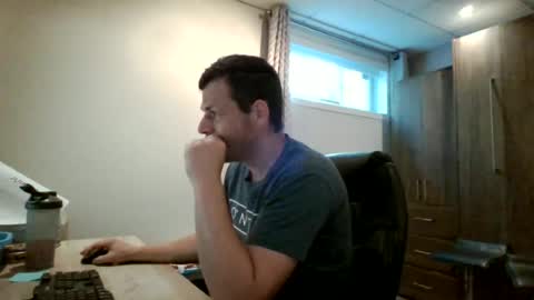 Snapshot of hurley7890 chatting on June 25, 12:53 pm hurley7890 online show from June 25, 12:53 pm
